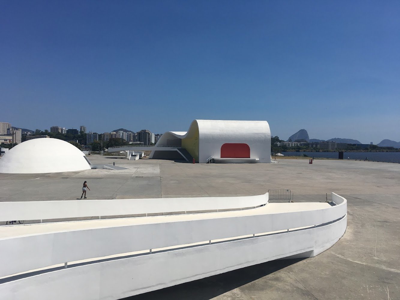 Caminho Niemeyer — Niterói